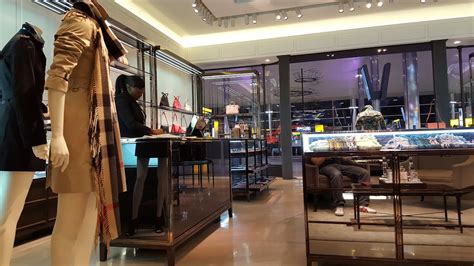 burberry knightsbridge telephone number|burberry store heathrow.